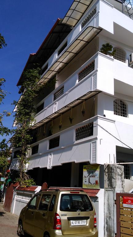 I - One'S Home Stay Kochi Екстериор снимка